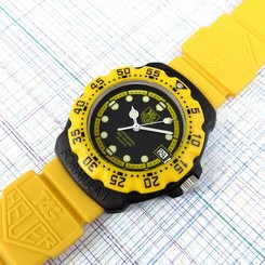 TAG Heuer Midsize Formula 1 Black Dial 380.513/1 NEW Yellow Bezel & New battery
