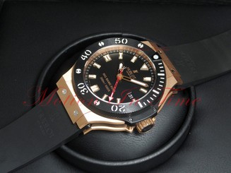 Hublot Big Bang King 300m Divers Rose Gold 44mm on Rubber Strap 312.PM.1128.RX
