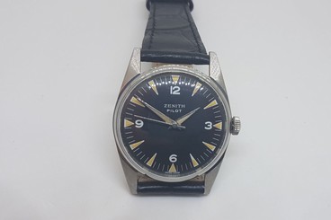 RARE USED 60'S ZENITH PILOT BLACK DIAL MANUAL WIND MAN'S WATCH