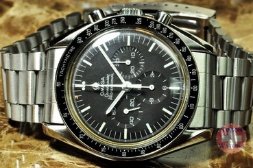 Omega Speedmaster Moonwatch First Man on the Moon Caliber 861 year 1982
