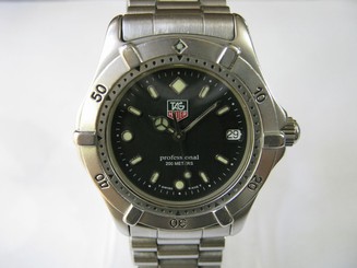 CLASSIC TAG HEUER 2000 STAINLESS STEEL DATE QUARTZ MENS MIDSIZE WATCH