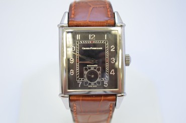 Authentic Men's Girard Perregaux Vintage 2593 Automatic Watch